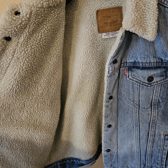 Levis women's Jacket - Picture 4 of 8